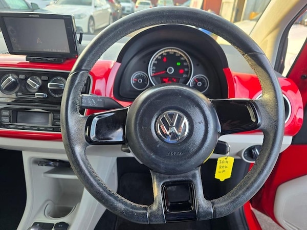 Used Volkswagen up! 2014 for sale - 74036135: Photo 14