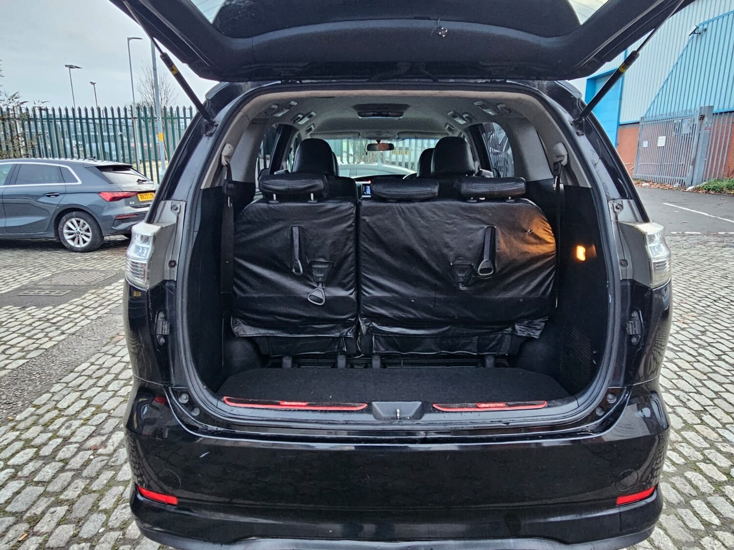 Used Toyota Estima 2014 for sale - 78122825: Photo 27