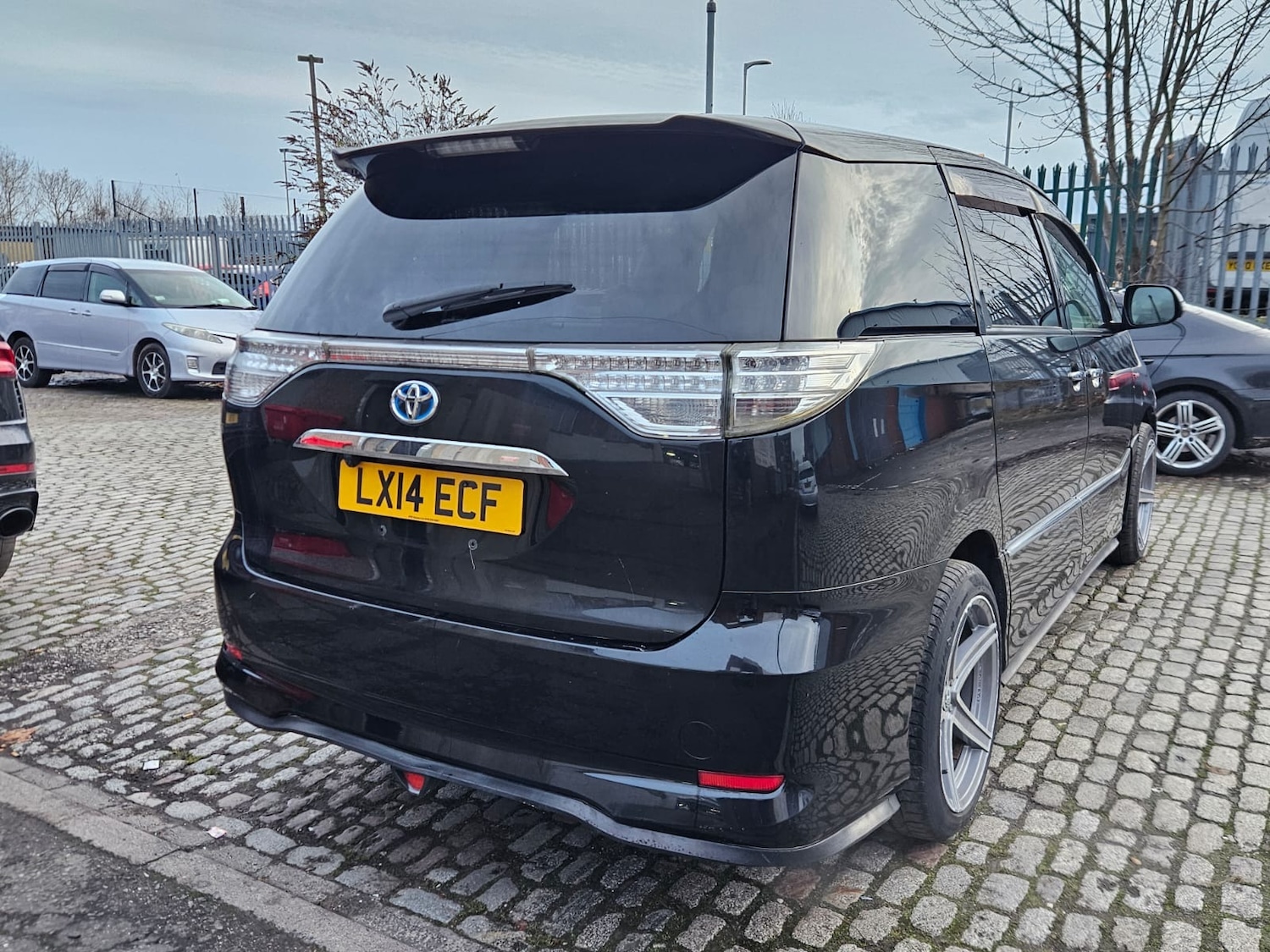 Used Toyota Estima 2014 for sale - 78122825: Photo 3