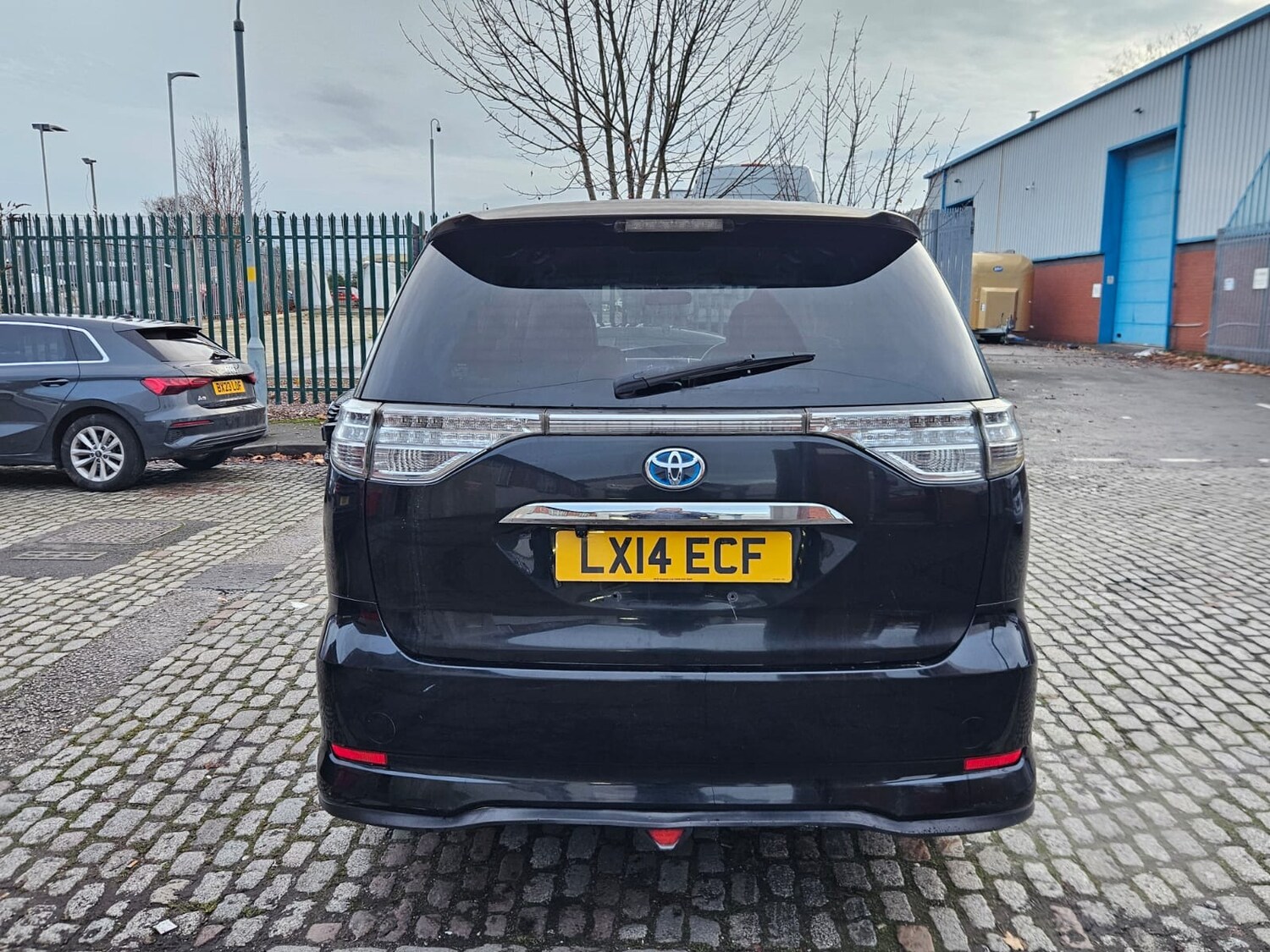 Used Toyota Estima 2014 for sale - 78122825: Photo 8