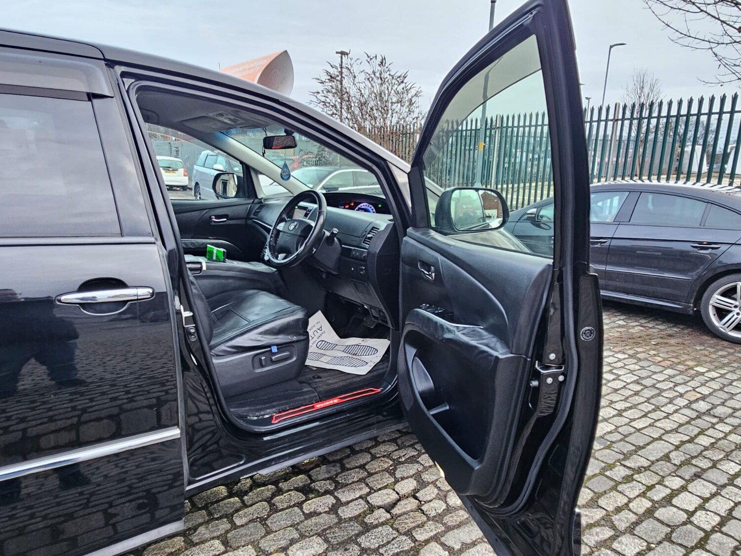 Used Toyota Estima 2014 for sale - 78122825: Photo 9