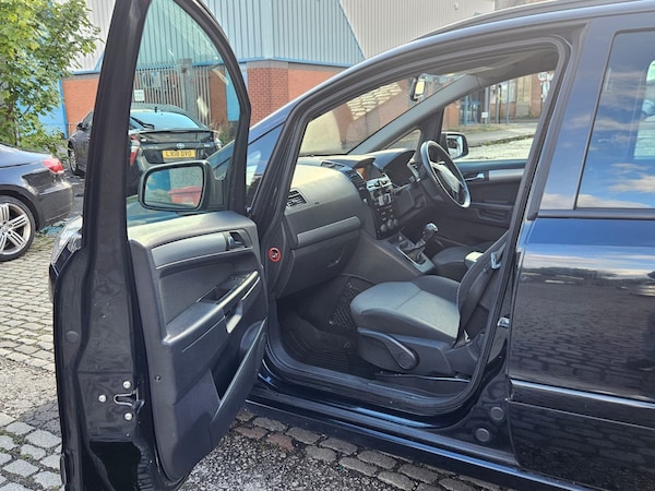 Used Vauxhall Zafira 2013 for sale - 75826683: Photo 11