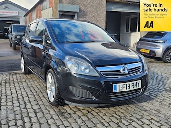 2013 (13) - 1.6 Petrol Manual 7 Seats MPV 16V Exclusive 5dr