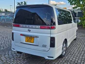 Used Nissan Elgrand 2010 for sale - 73431852: Photo