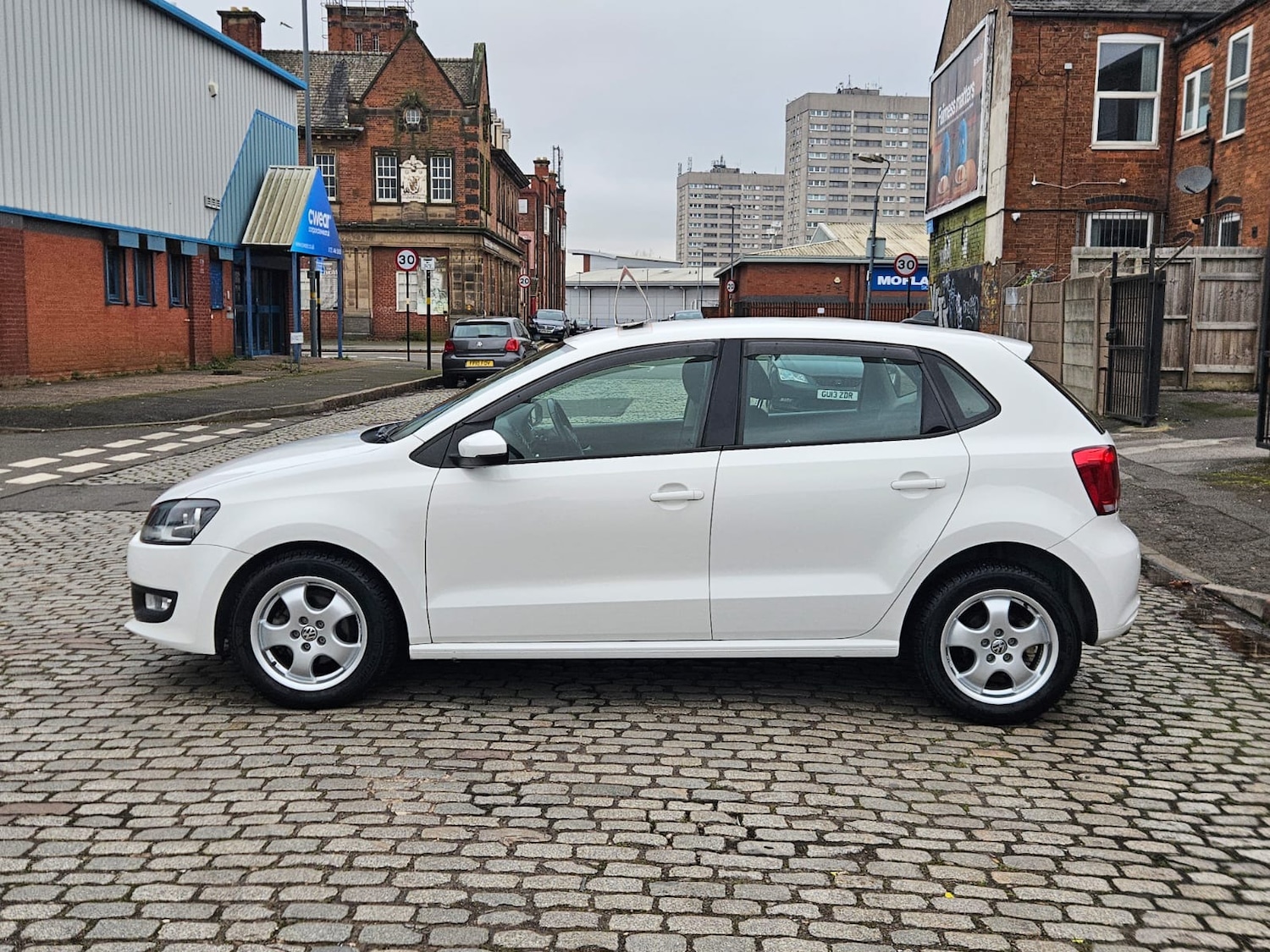 Used Volkswagen Polo 2013 for sale - 77789242: Photo 6