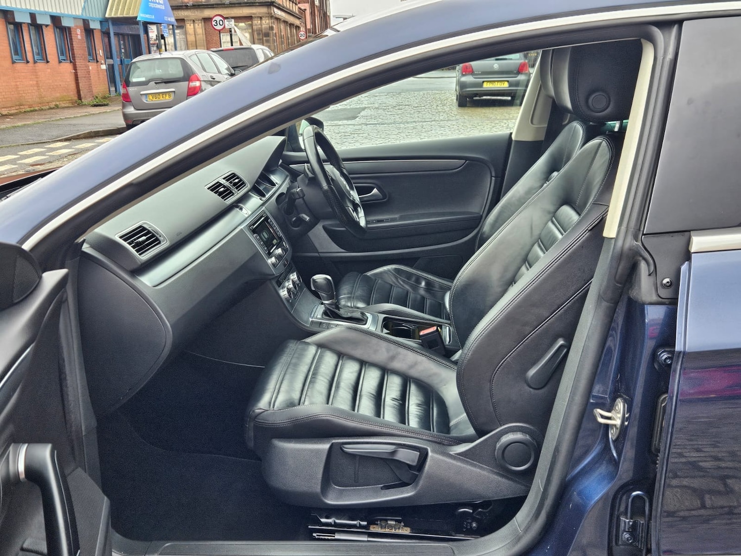 Used Volkswagen CC 2015 for sale - 77555889: Photo 12