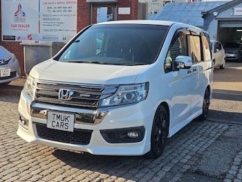 Used Honda Stepwagon 2013 for sale - 79392259: Photo