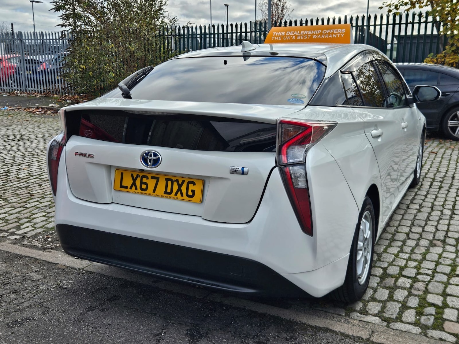 Used Toyota Prius 2017 for sale - 76531685: Photo 5
