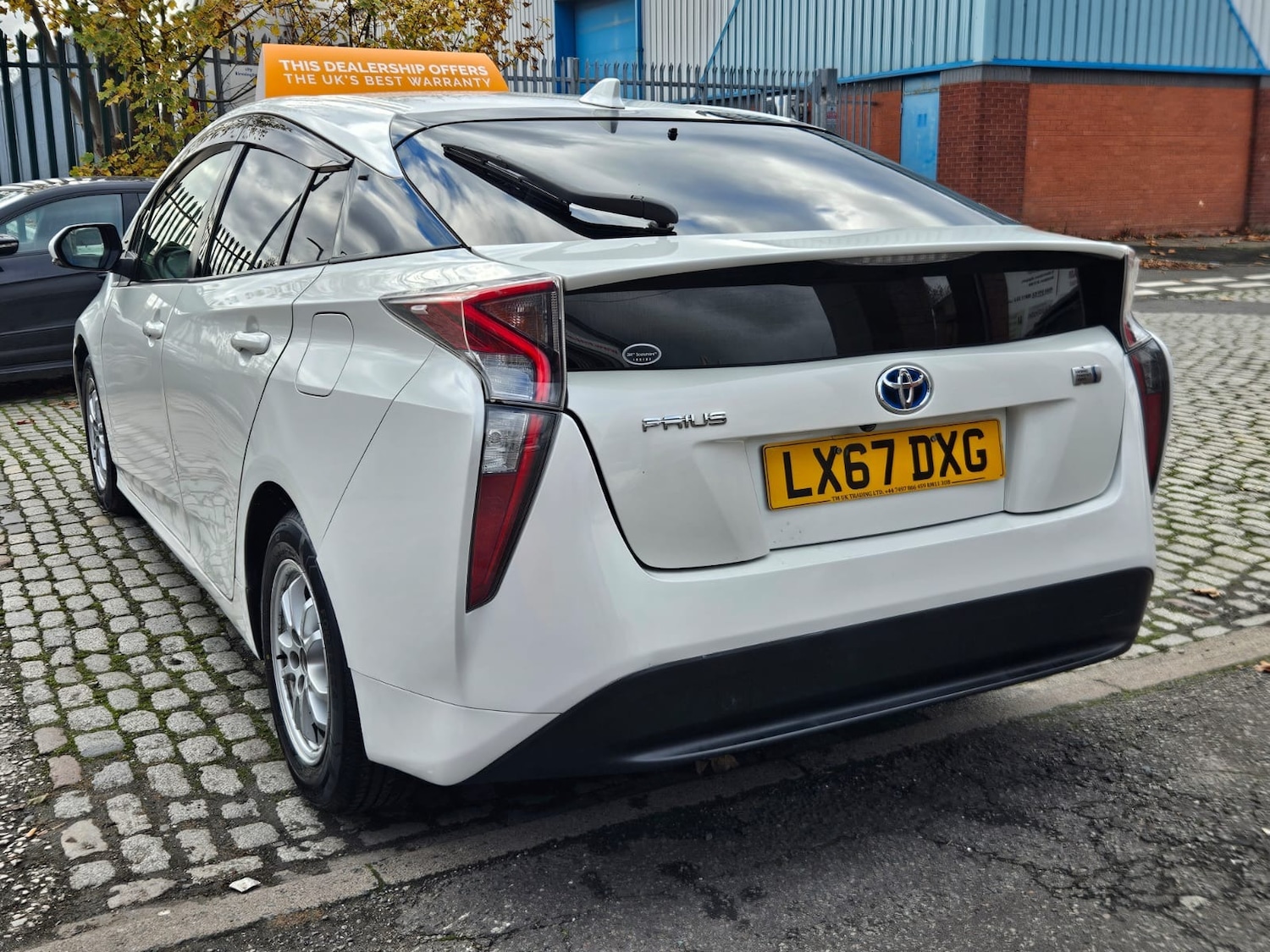Used Toyota Prius 2017 for sale - 76531685: Photo 6