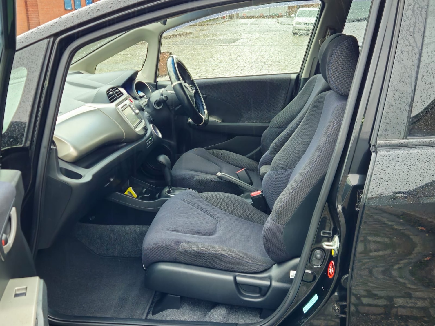 Used Honda Jazz 2012 for sale - 77179827: Photo 9