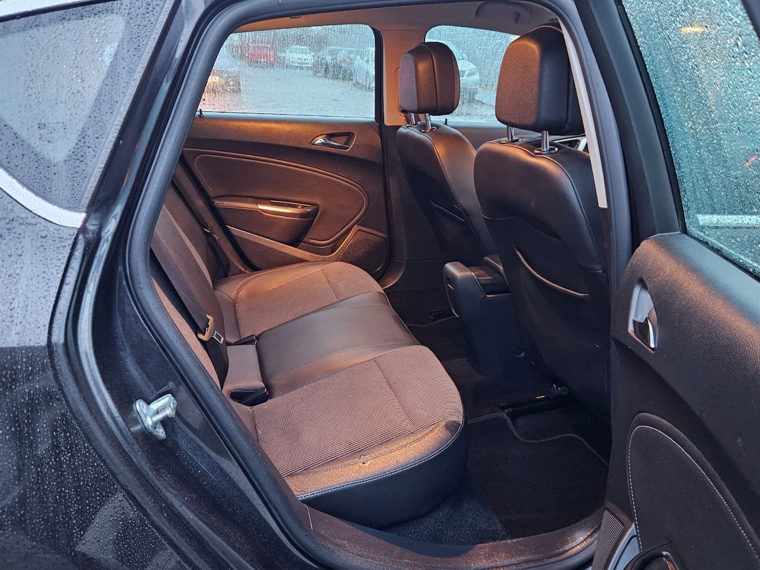 Used Vauxhall Astra 2012 for sale - 76693693: Photo 14