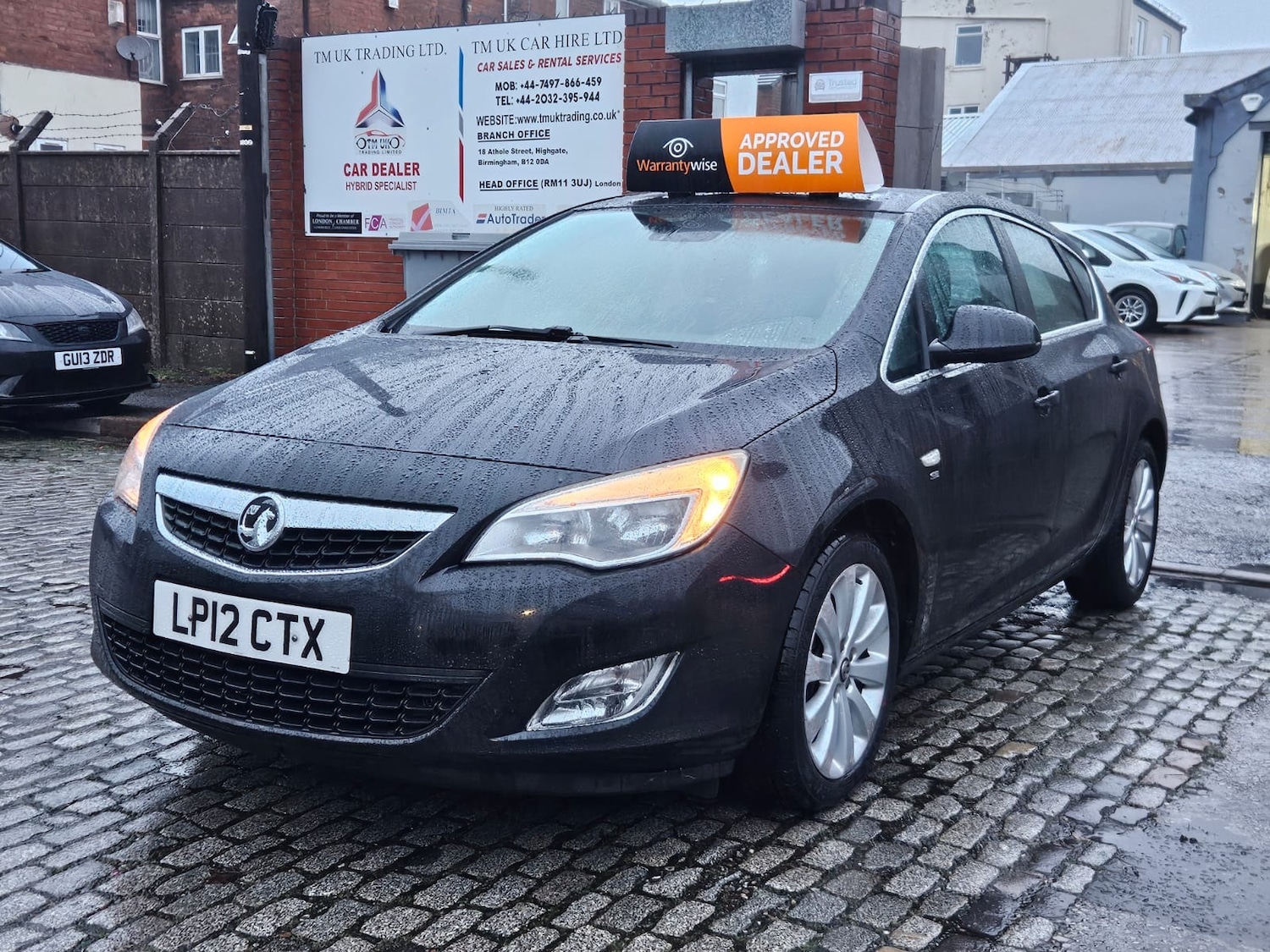 Used Vauxhall Astra 2012 for sale - 76693693: Photo 2