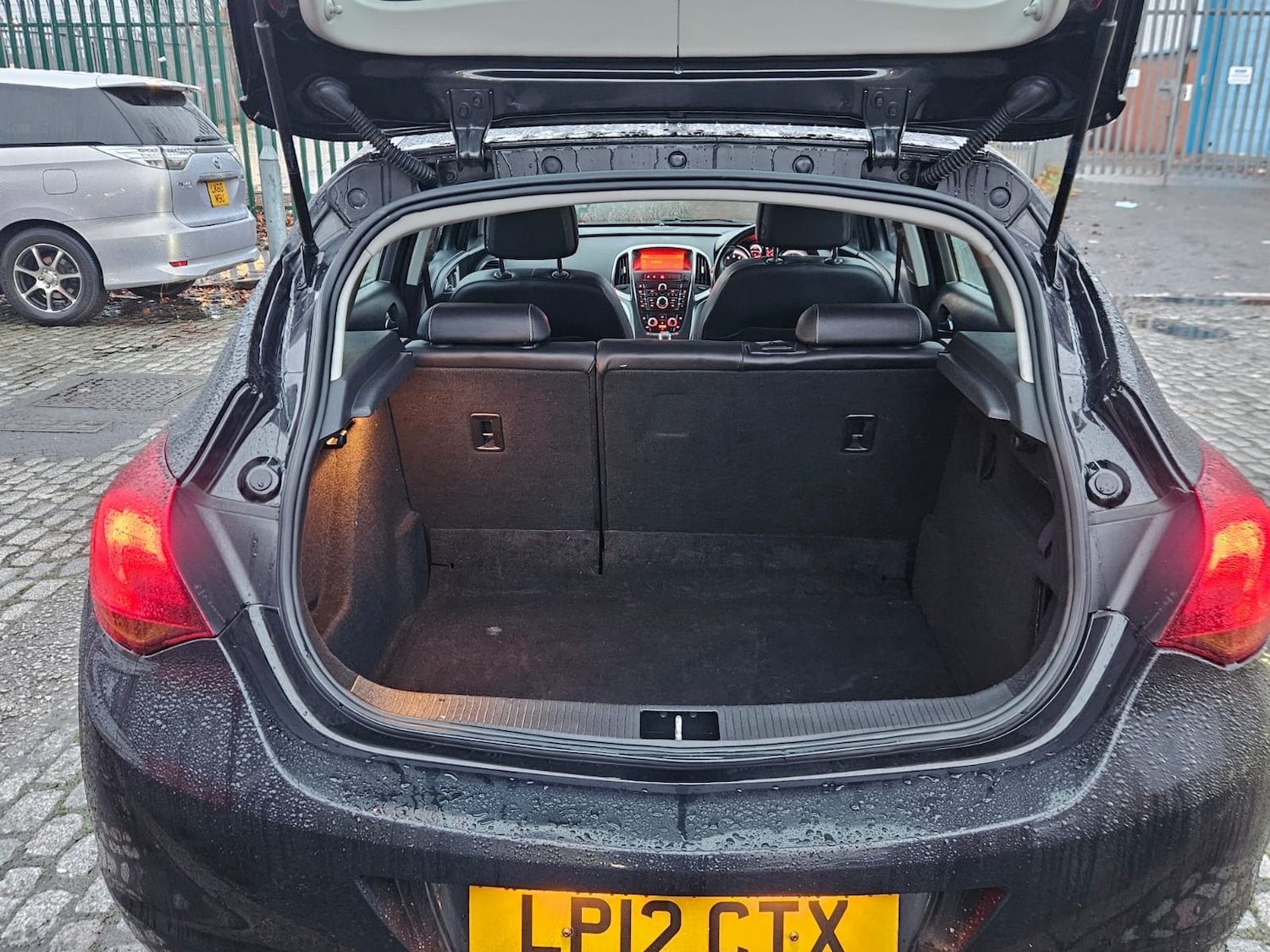 Used Vauxhall Astra 2012 for sale - 76693693: Photo 24