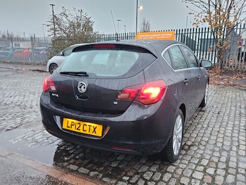 Used Vauxhall Astra 2012 for sale - 76693693: Photo