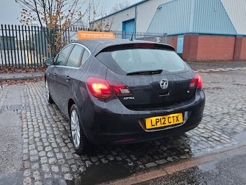 Used Vauxhall Astra 2012 for sale - 76693693: Photo