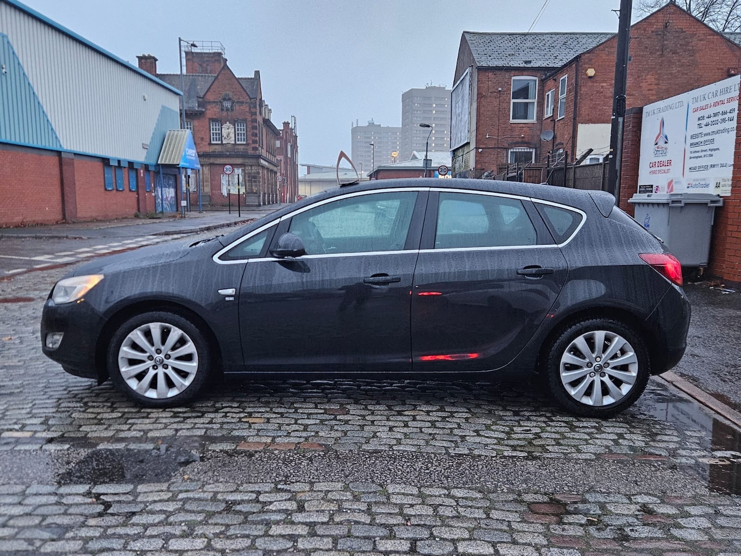 Used Vauxhall Astra 2012 for sale - 76693693: Photo 6