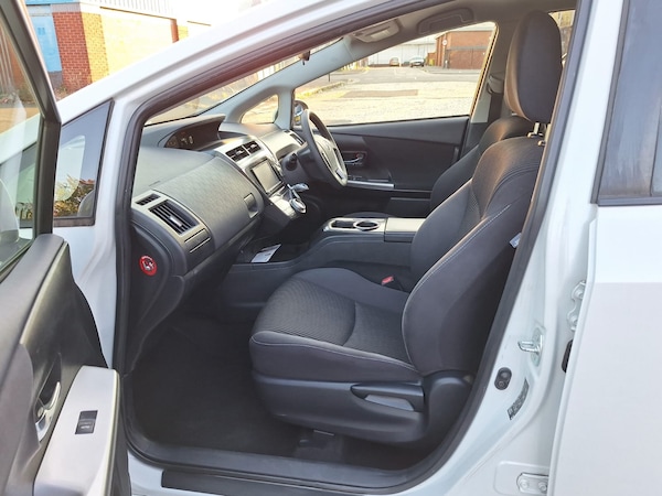 Used Toyota Prius+ 2017 for sale - 75250649: Photo 12