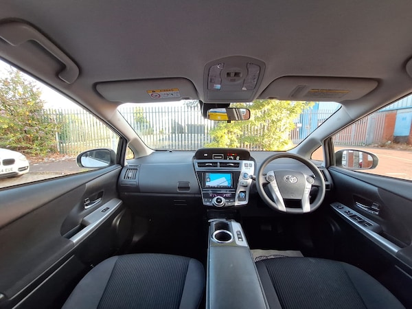 Used Toyota Prius+ 2017 for sale - 75250649: Photo 19