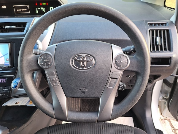 Used Toyota Prius+ 2017 for sale - 75250649: Photo 21