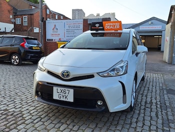 Used Toyota Prius+ 2017 for sale - 75250649: Photo
