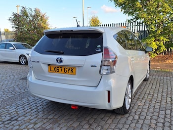 Used Toyota Prius+ 2017 for sale - 75250649: Photo