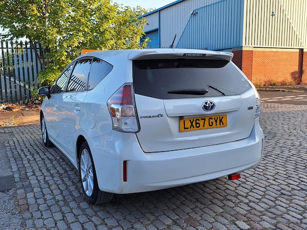 Used Toyota Prius+ 2017 for sale - 75250649: Photo 4