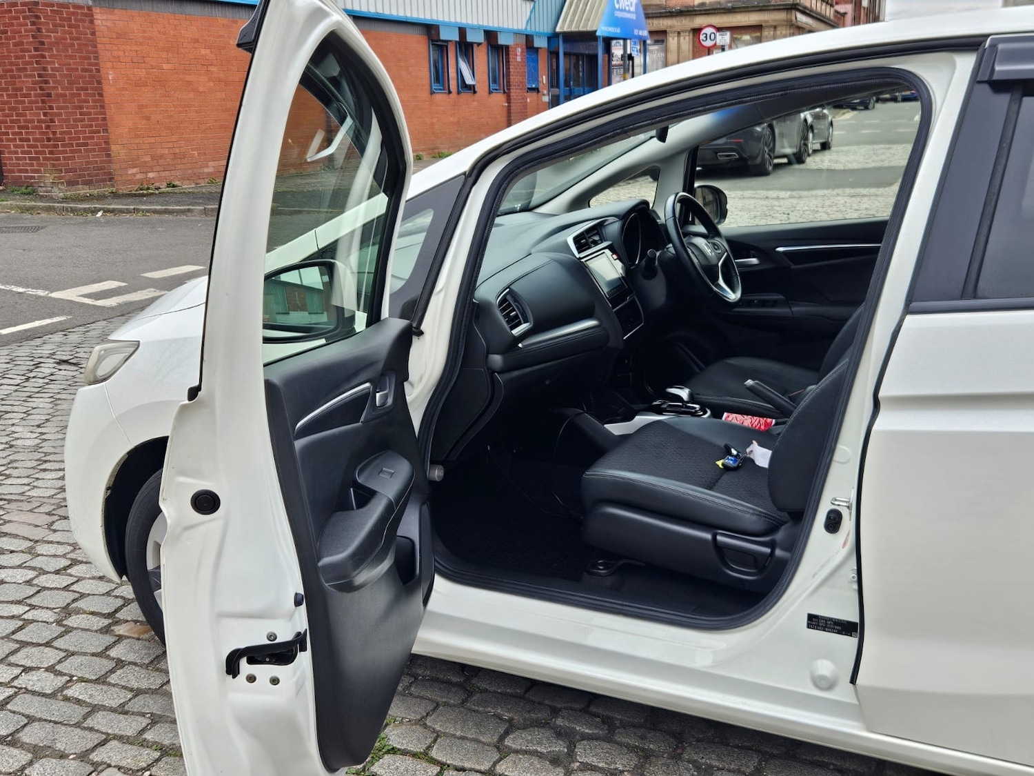 Used Honda Jazz 2014 for sale - 78211894: Photo 10