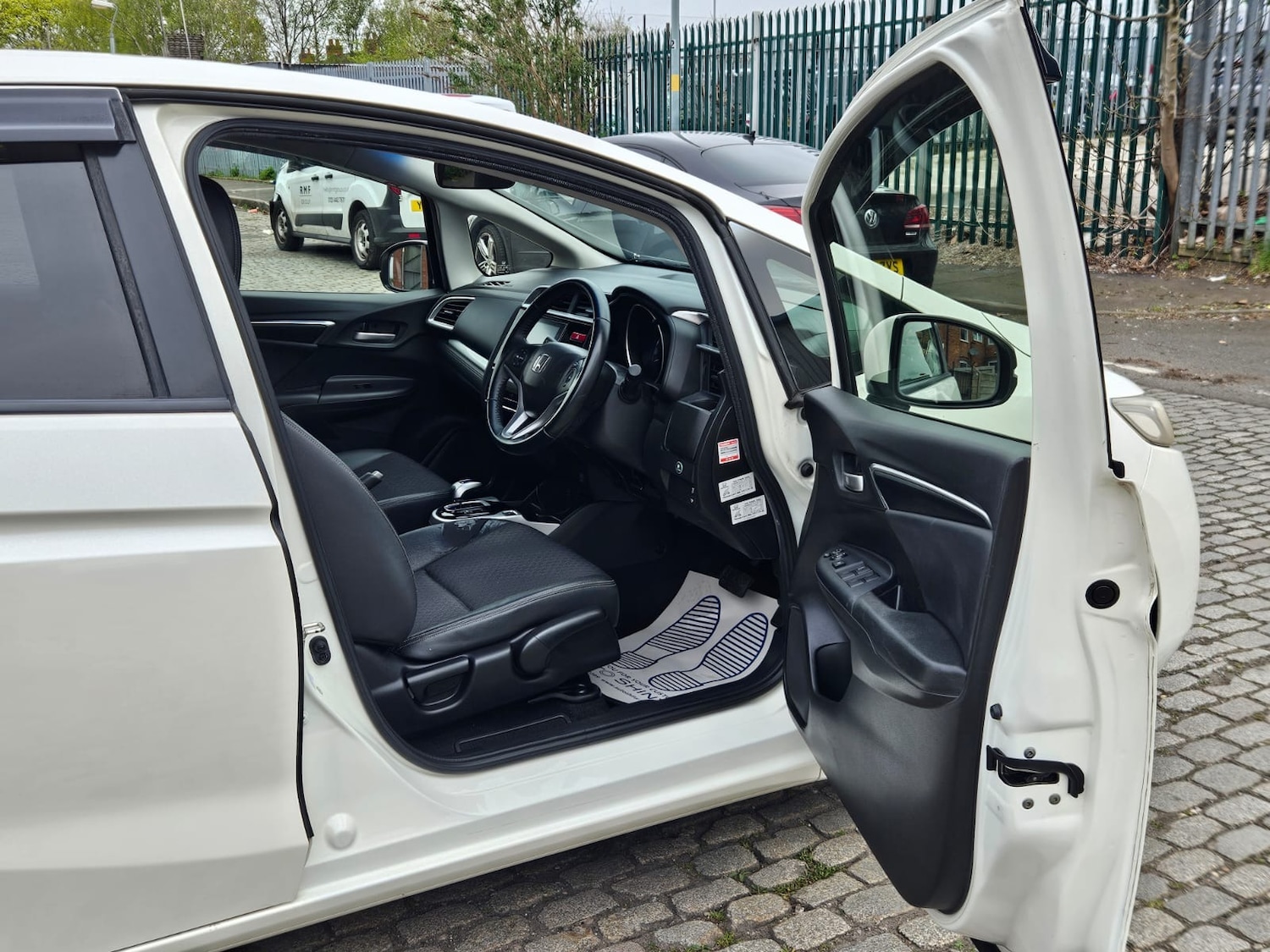 Used Honda Jazz 2014 for sale - 78211894: Photo 8