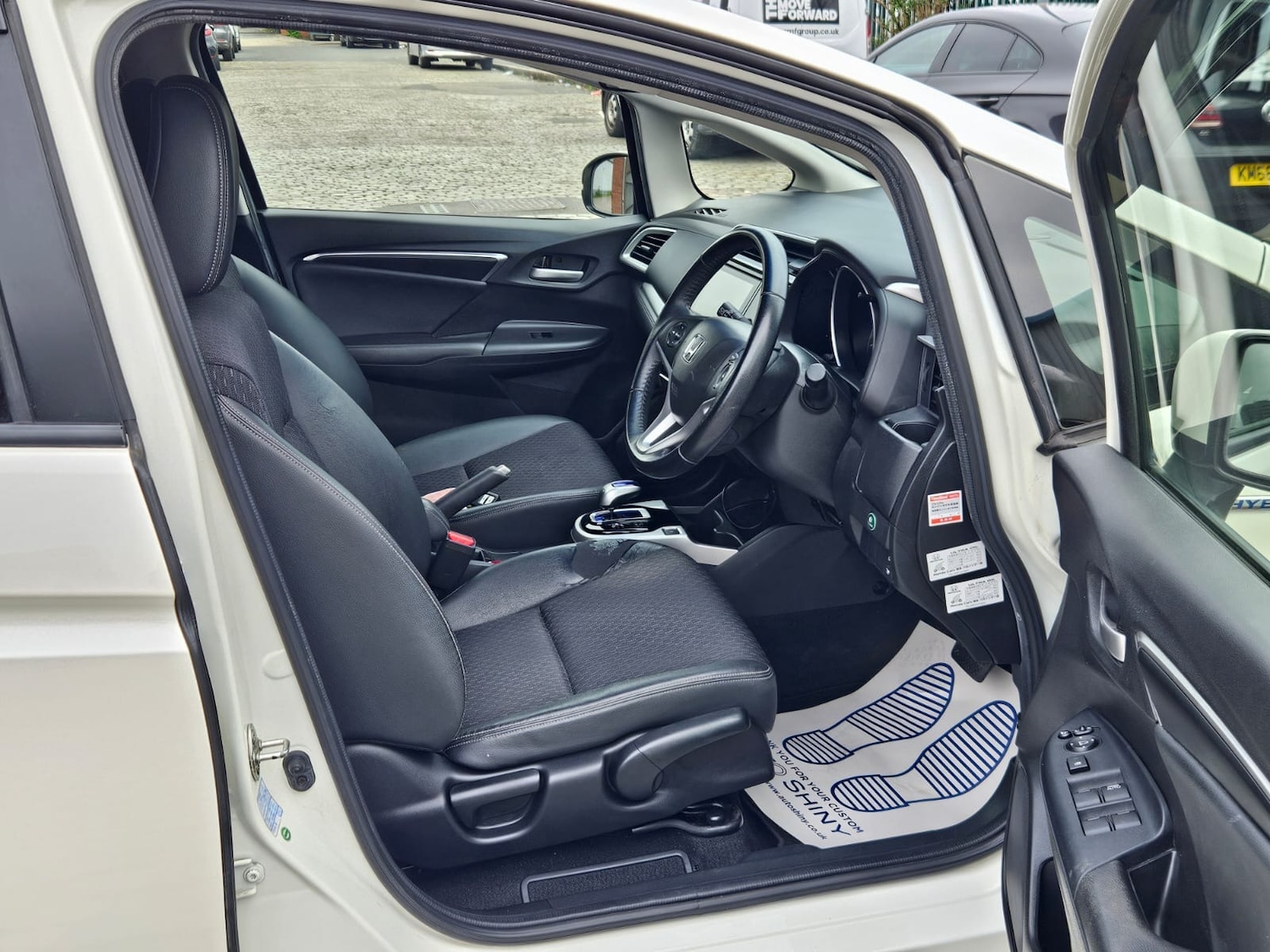 Used Honda Jazz 2014 for sale - 78211894: Photo 9