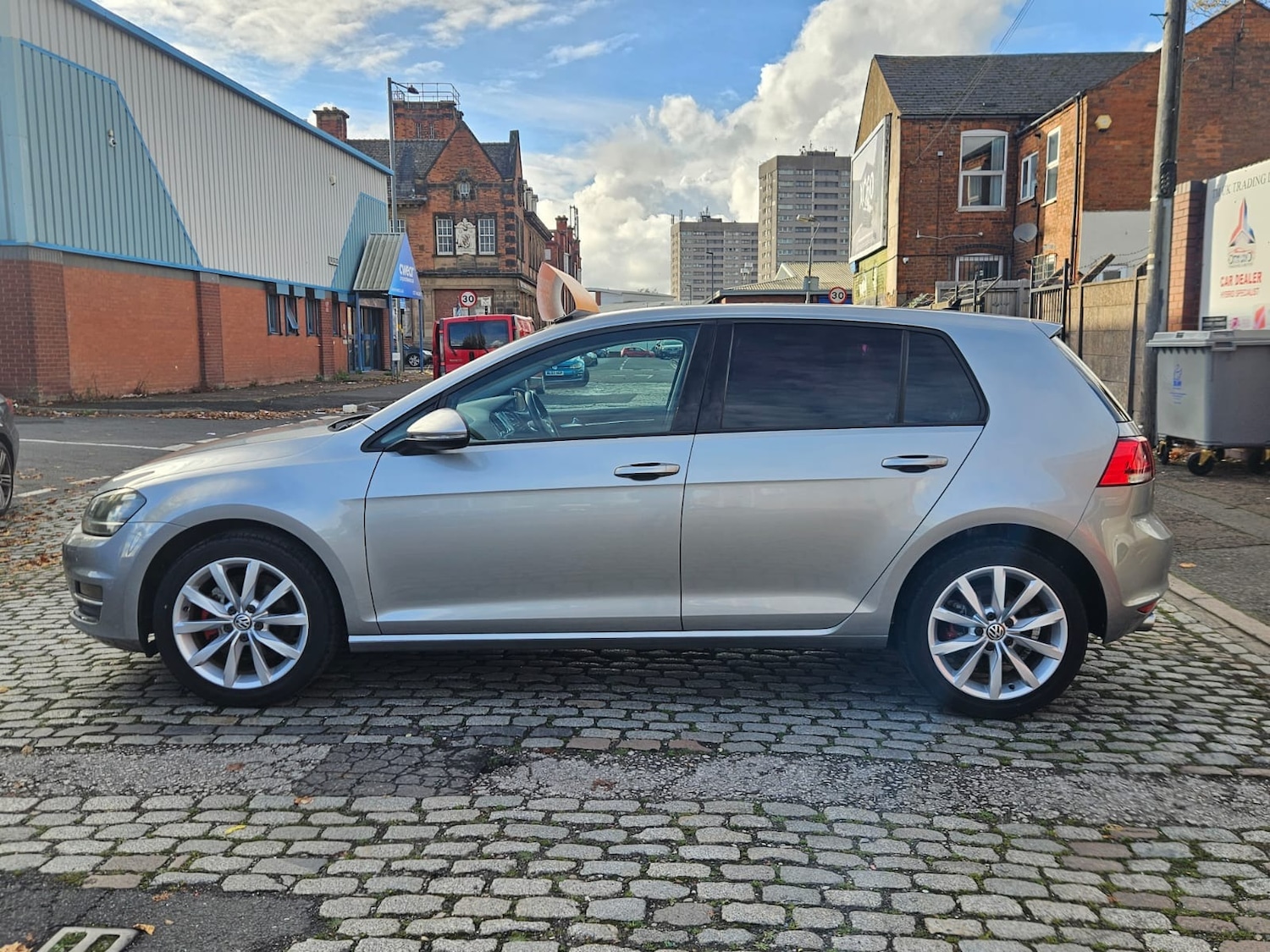 Used Volkswagen Golf 2013 for sale - 76364874: Photo 6
