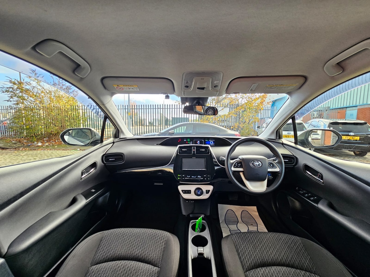 Used Toyota Prius 2018 for sale - 76128840: Photo 17