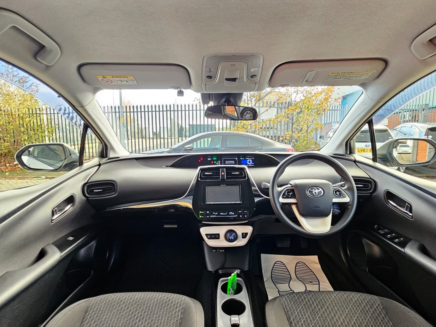 Used Toyota Prius 2018 for sale - 76128840: Photo 18