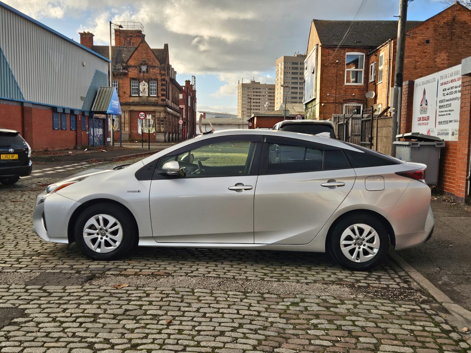 Used Toyota Prius 2018 for sale - 76128840: Photo 6