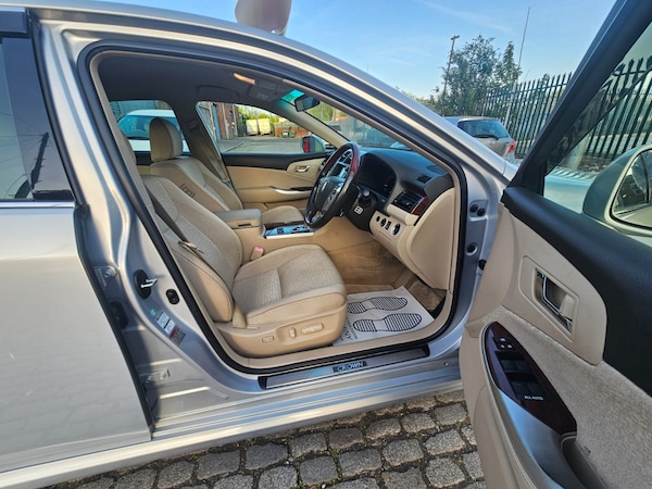 Used Toyota Crown 2010 for sale - 74445051: Photo 10
