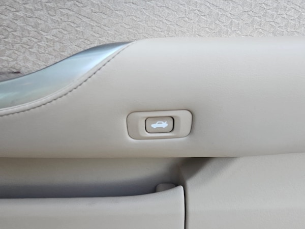 Used Toyota Crown 2010 for sale - 74445051: Photo 25