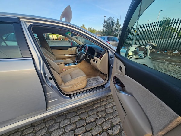 Used Toyota Crown 2010 for sale - 74445051: Photo 9