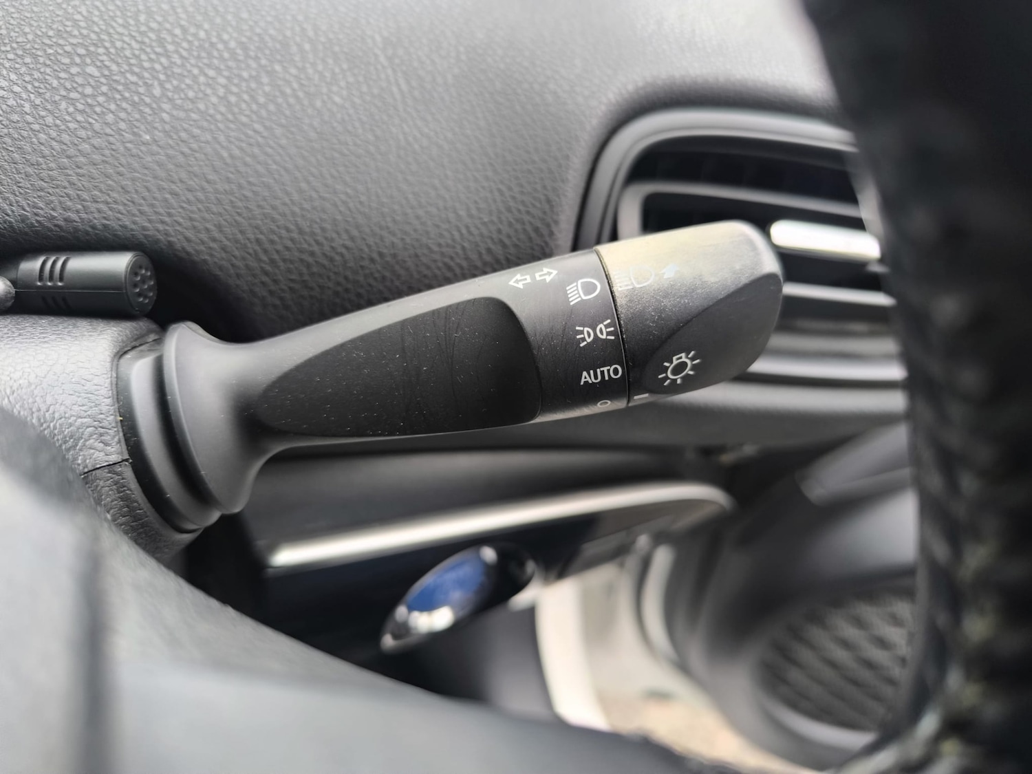 Used Toyota Prius 2019 for sale - 75932331: Photo 24