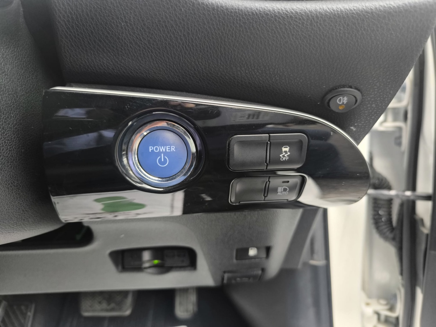 Used Toyota Prius 2019 for sale - 75932331: Photo 27