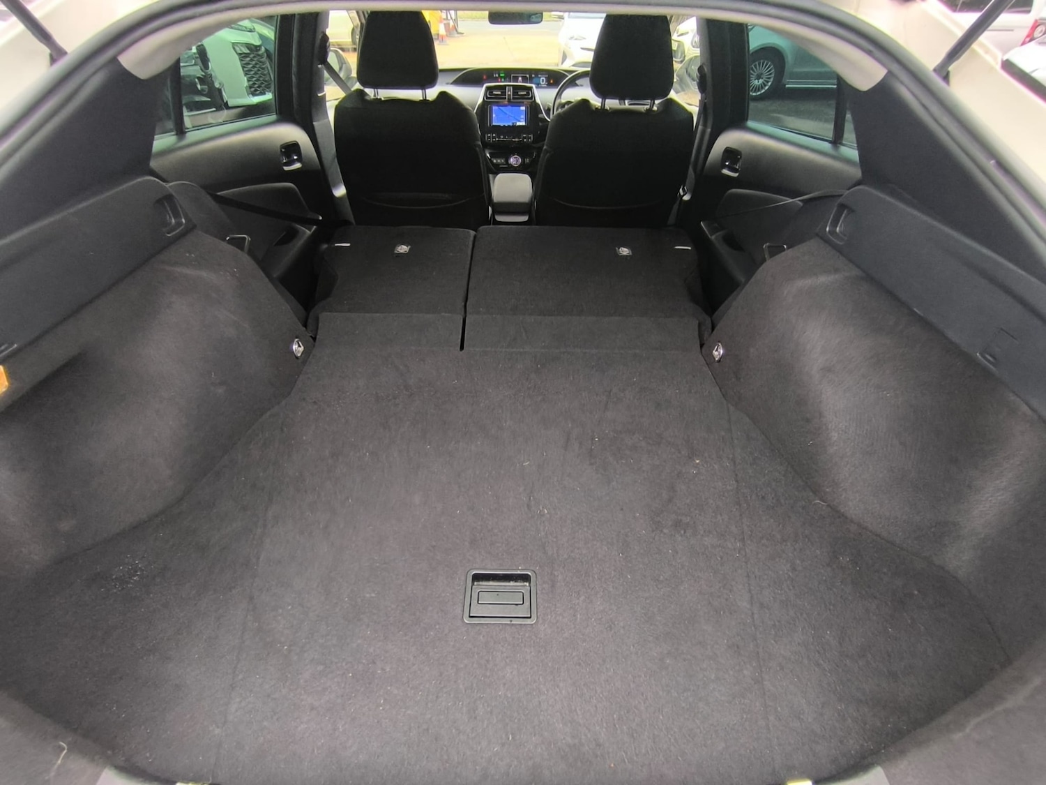 Used Toyota Prius 2019 for sale - 75932331: Photo 31