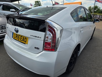 Used Toyota Prius 2015 for sale - 78894735: Photo