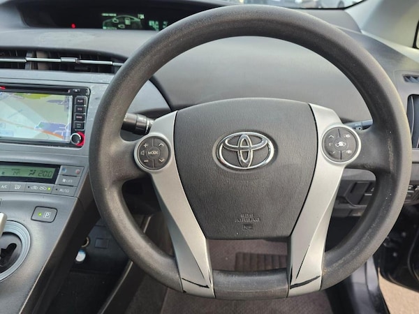 Used Toyota Prius 2014 for sale - 74099888: Photo 12