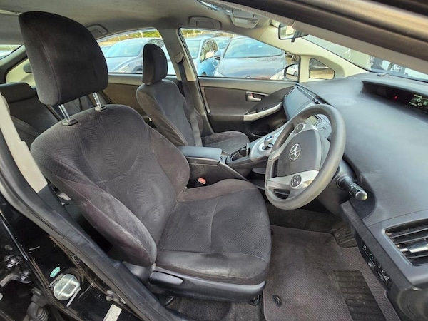 Used Toyota Prius 2014 for sale - 74099888: Photo 7