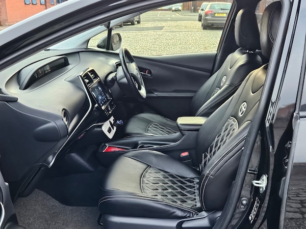 Used Toyota Prius 2018 for sale - 75343466: Photo 12