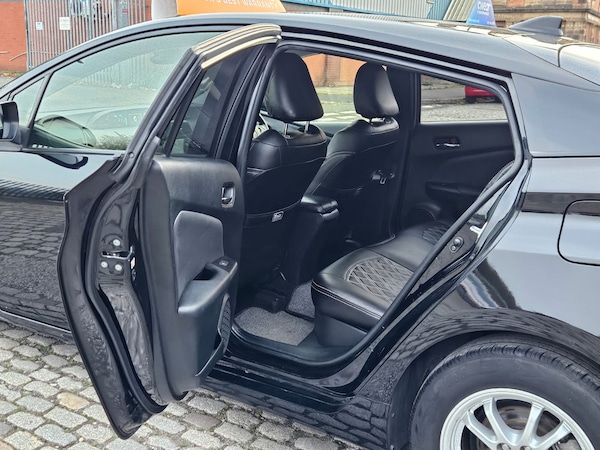 Used Toyota Prius 2018 for sale - 75343466: Photo 15