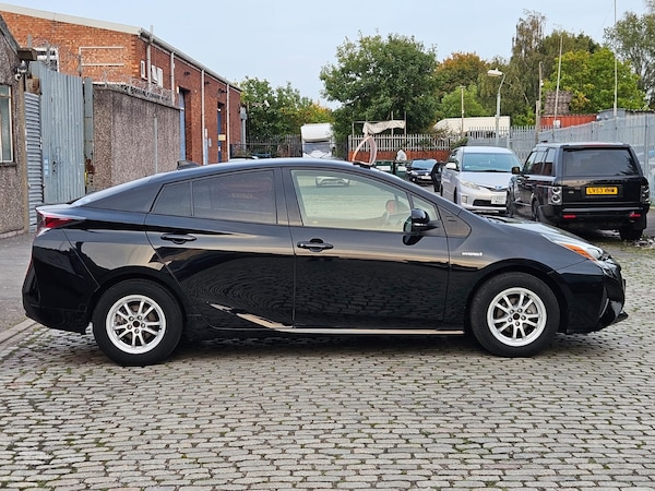 Used Toyota Prius 2018 for sale - 75343466: Photo 5