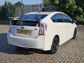 Used Toyota Prius 2015 for sale - 79030782: Photo