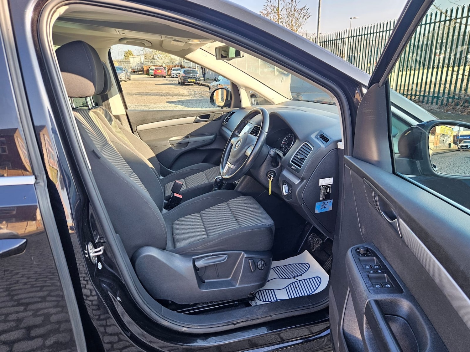 Used Volkswagen Sharan 2015 for sale - 77501558: Photo 10