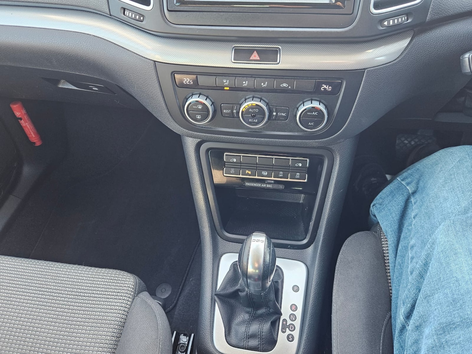 Used Volkswagen Sharan 2015 for sale - 77501558: Photo 24