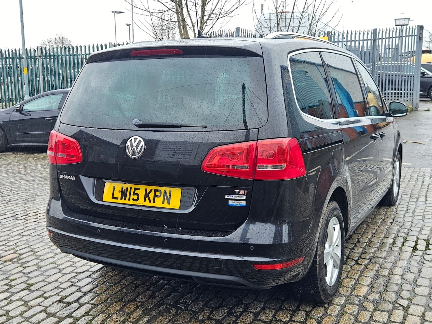 Used Volkswagen Sharan 2015 for sale - 77501558: Photo 3