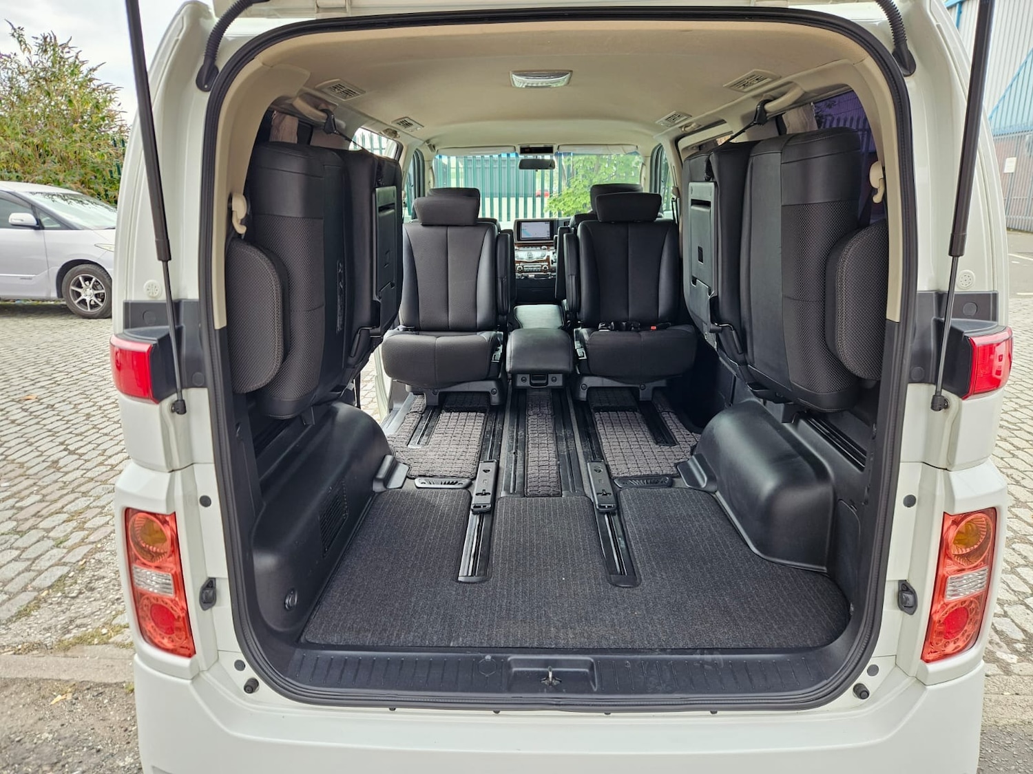 Vehicle 28